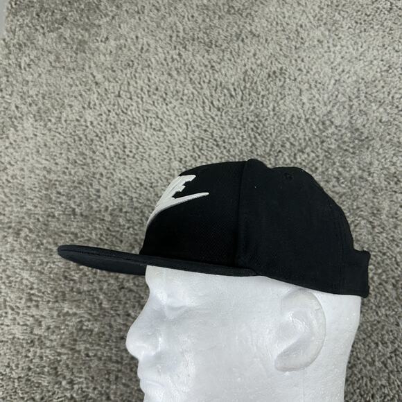 Nike Hat Cap Snap Back One Size Black White Big Swoosh Embroidered Mens - Picture 4 of 11